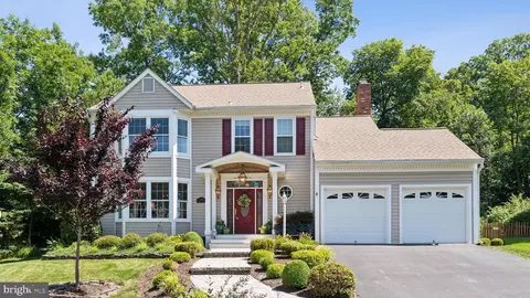 12573 Cricket Ln, Woodbridge, VA 22192