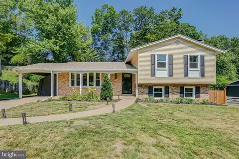 12616 Yardarm Pl, Woodbridge, VA 22192