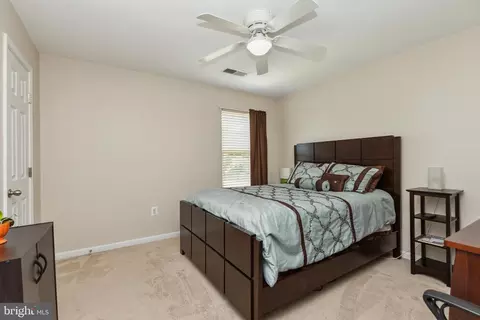 Bedroom - 4257 Meyers Rd, Triangle, VA 22172 photo 3 of 5