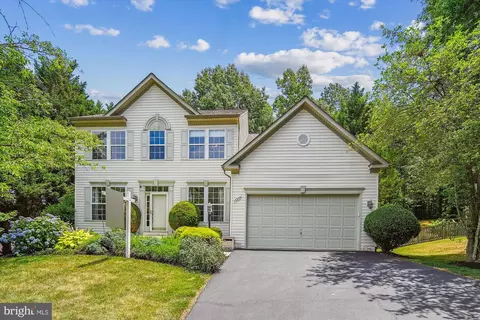 15225 Warbler Ct, Woodbridge, VA 22193