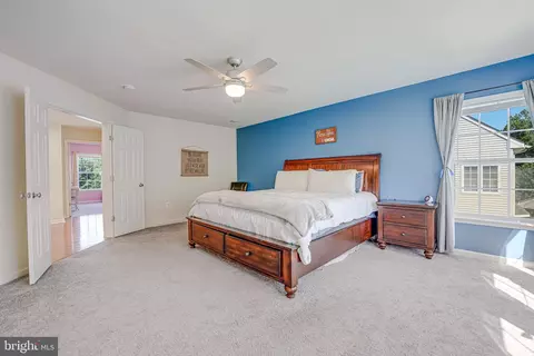 Bedroom - 18931 Highland Park Dr, Triangle, VA 22172 photo 3 of 7