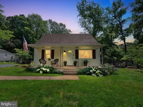 8513 Yorkshire Ln, Manassas, VA 20111