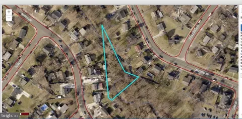 9323 Mace St, Manassas Park, VA 20111