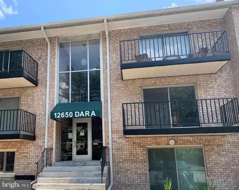 12650 Dara Dr #201, Woodbridge, VA 22192