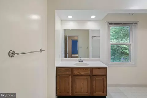 8213 Honeysuckle Rd, Manassas, VA 20112 photo 35