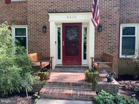 8213 Honeysuckle Rd, Manassas, VA 20112 photo 6