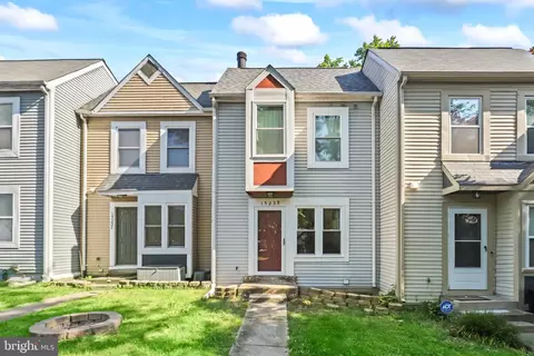 15239 Valley Stream Dr, Woodbridge, VA 22191
