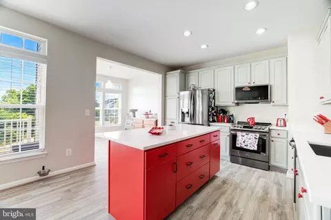 6603 Parville Loop, Gainesville, VA 20155 photo 6