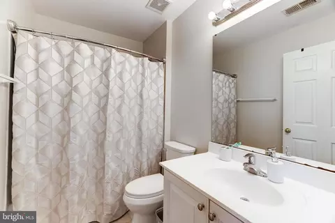 6603 Parville Loop, Gainesville, VA 20155 photo 27