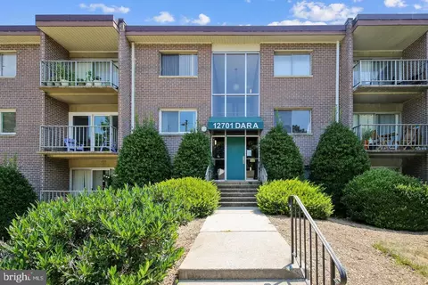 12701 Dara Dr #T-3, Woodbridge, VA 22192