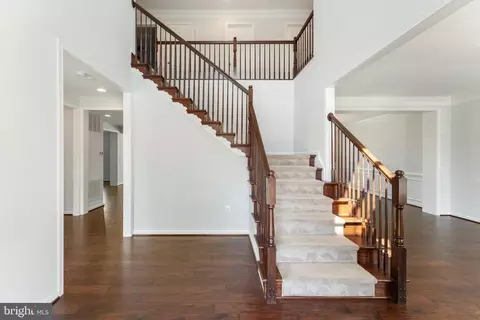 Entry Way - 3255 Kira Ct, Triangle, VA 22172 photo 2 of 12