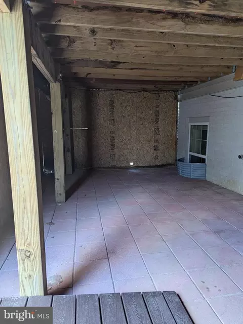 Exterior - 3255 Kira Ct, Triangle, VA 22172 photo 13 of 15