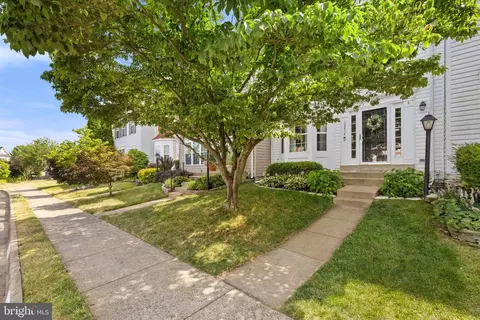 13214 Golders Green Pl, Bristow, VA 20136