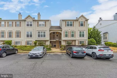 11197 Rienzi Pl #203, Manassas, VA 20109