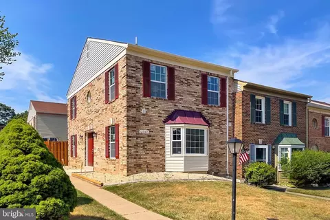 2747 Bixby Rd, Woodbridge, VA 22193