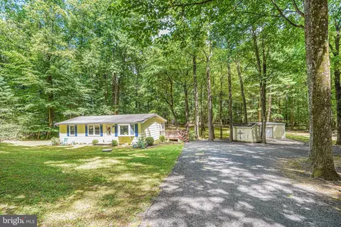 4517 Erin Dr, Haymarket, VA 20169