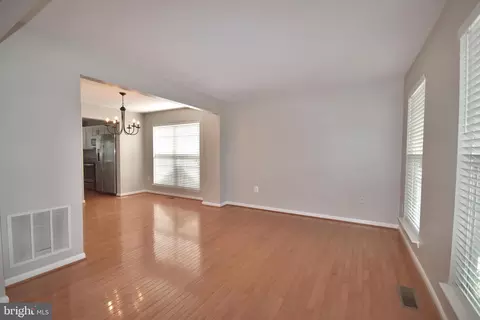 Living - 12160 Formby St, Bristow, VA 20136 photo 2 of 3