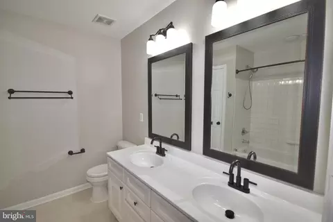 Bath - 12160 Formby St, Bristow, VA 20136 photo 3 of 4