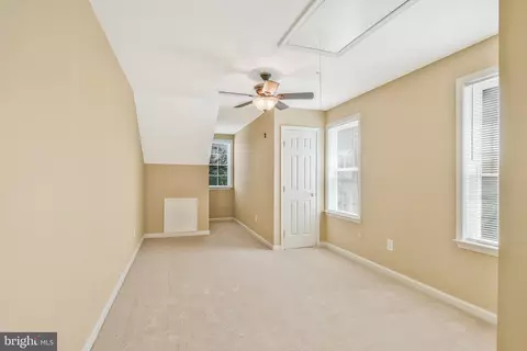 13701 Currant Loop, Gainesville, VA 20155 photo 32