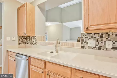 13701 Currant Loop, Gainesville, VA 20155 photo 12