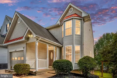 12107 Tango Ln, Woodbridge, VA 22193