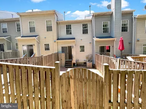 4220 Ashmere Cir, Dumfries, VA 22025 photo 8