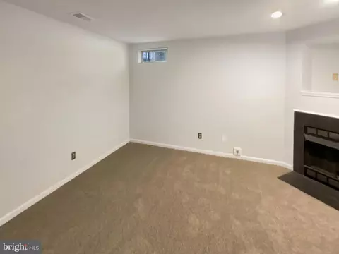 4220 Ashmere Cir, Dumfries, VA 22025 photo 10