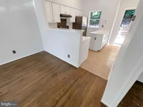 4220 Ashmere Cir, Dumfries, VA 22025 photo 16
