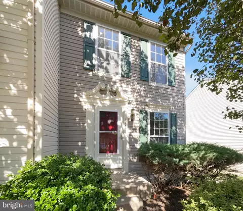 1867 Tiger Lily Cir #36, Woodbridge, VA 22192