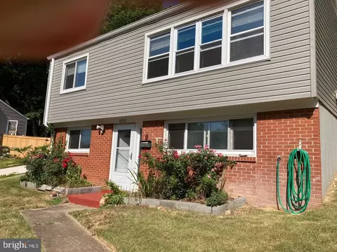 15253 Crescent St, Woodbridge, VA 22193