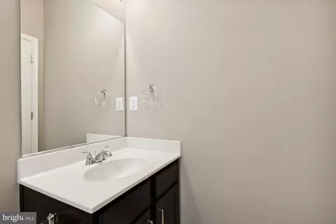 18205 Jillian Ln, Triangle, VA 22172 photo 52