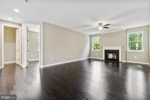 18205 Jillian Ln, Triangle, VA 22172 photo 11