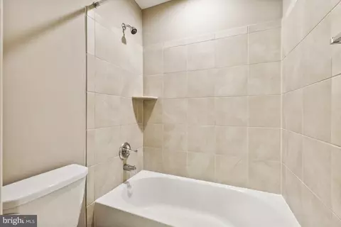 18205 Jillian Ln, Triangle, VA 22172 photo 39