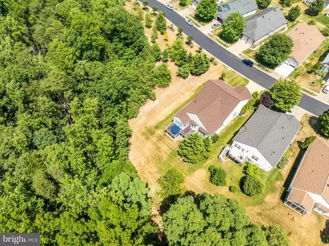 View/Area - 16138 Dancing Leaf Pl, Dumfries, VA 22025 photo 9 of 11