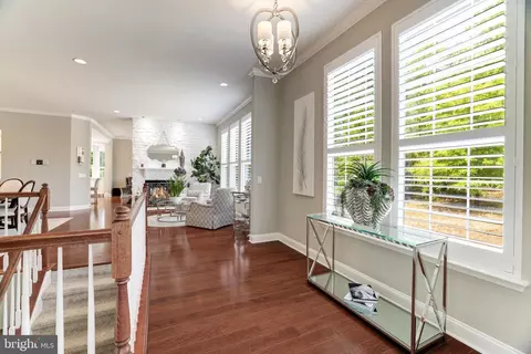 Entry Way - 16138 Dancing Leaf Pl, Dumfries, VA 22025 photo 6 of 12