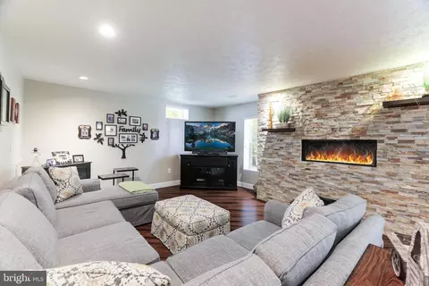 Other - 16138 Dancing Leaf Pl, Dumfries, VA 22025 photo 18 of 30