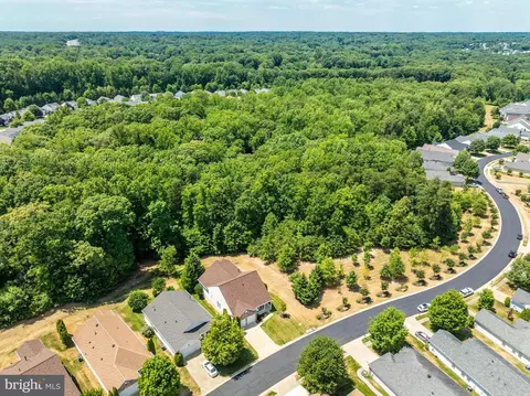 View/Area - 16138 Dancing Leaf Pl, Dumfries, VA 22025 photo 4 of 11