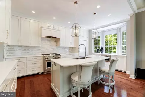 Kitchen - 16138 Dancing Leaf Pl, Dumfries, VA 22025 photo 2 of 12