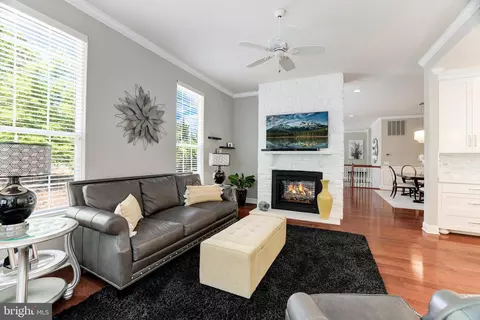 Living - 16138 Dancing Leaf Pl, Dumfries, VA 22025 photo 4 of 4
