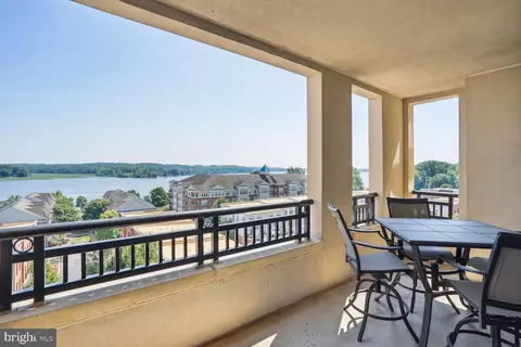 485 Harbor Side St #802, Woodbridge, VA 22191