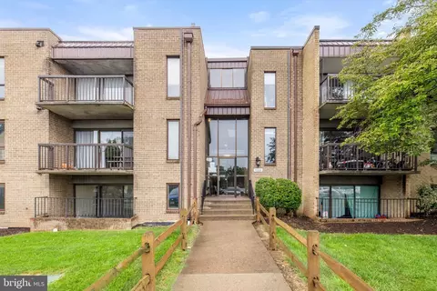 7600 Gales Ct #1, Manassas, VA 20109