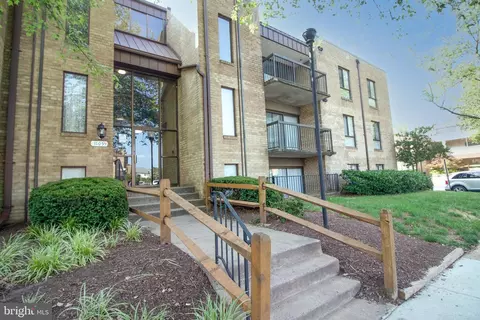 11055 Camfield Ct #103, Manassas, VA 20109