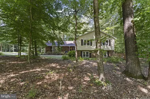 13510 Pleasant Colony Dr, Manassas, VA 20112