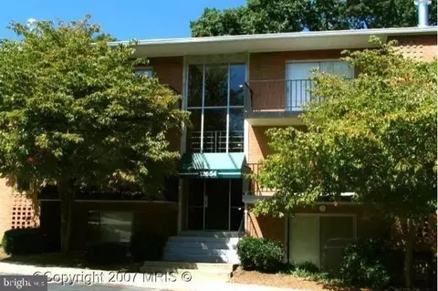 12654 Dara Dr #204, Woodbridge, VA 22192