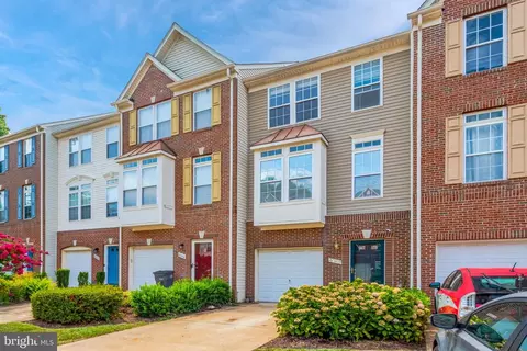 4062 Cressida Pl, Woodbridge, VA 22192