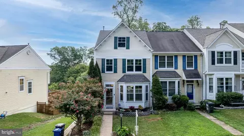 11585 Nellings Pl, Woodbridge, VA 22192