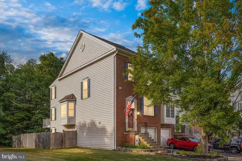 10701 Dabshire Way, Manassas, VA 20110