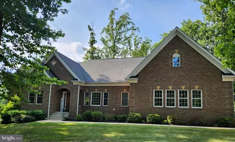 8018 Canova Springs Pl, Manassas, VA 20112