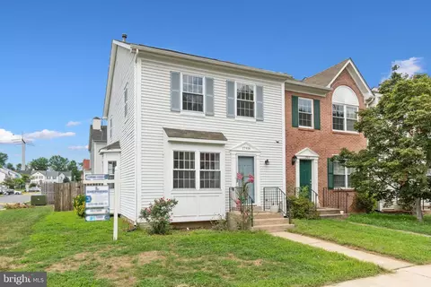 17916 Milroy Dr, Dumfries, VA 22026