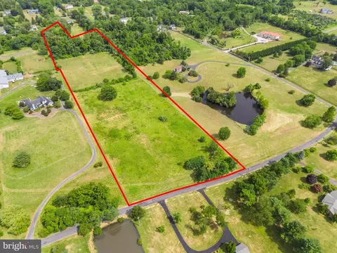4349 High Ridge Rd, Haymarket, VA 20169